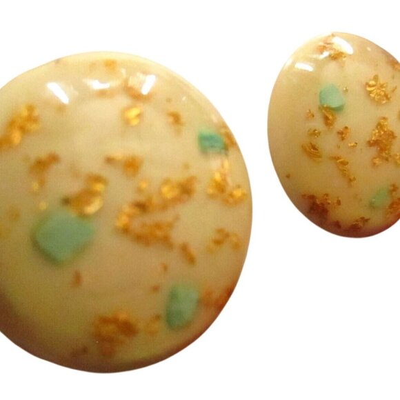 New Wave Valley Girl Vintage Gold Flake & Mint Green Speckled Clip-On Earrings - Picture 1 of 3